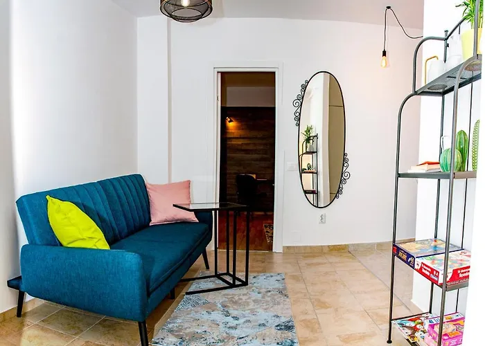 Kronstadt Cozy Residence